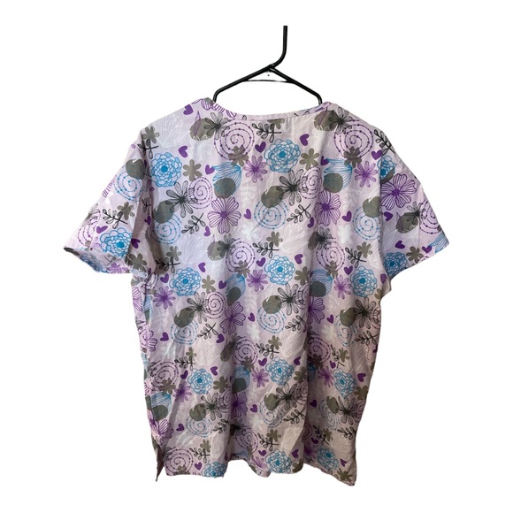 365 work & wear scrub top in XL - Picture 5 of 5